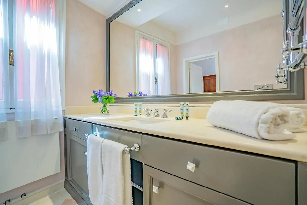 Apartament Ca' Grassi 2 Charming Balcony Wenecja